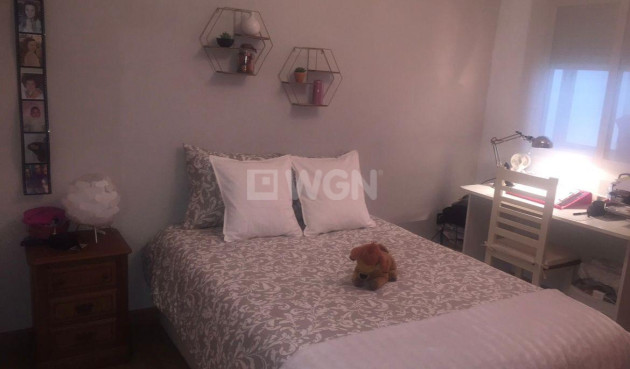 Reventa - Apartamento / piso - Torrevieja - Centro