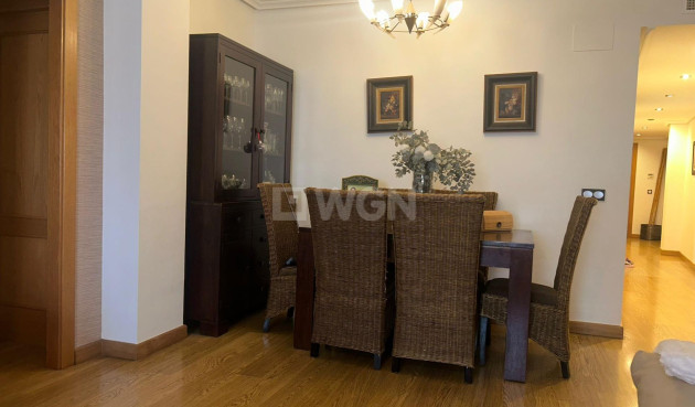 Resale - Apartment / flat - Torrevieja - Centro