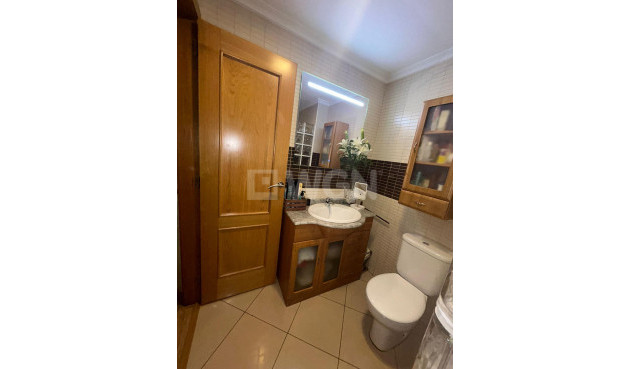 Resale - Apartment / flat - Torrevieja - Centro