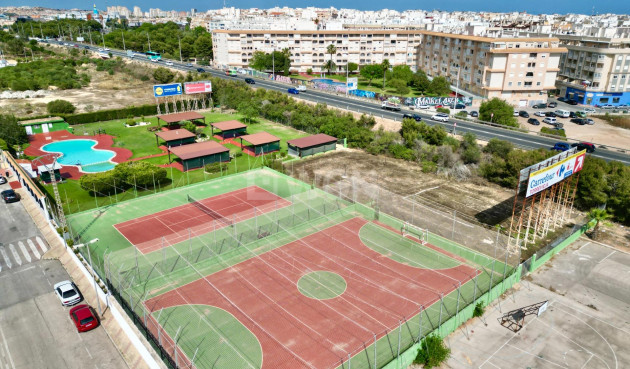 Odsprzedaż - Bungalow - Torrevieja - Parque Las Naciones