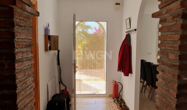 Resale - Villa - Alcaucín - Inland