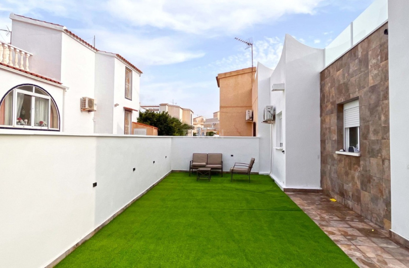 Odsprzedaż - Bungalow - Orihuela Costa - Costa Blanca