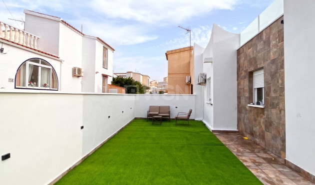 Resale - Bungalow - Orihuela Costa - Costa Blanca