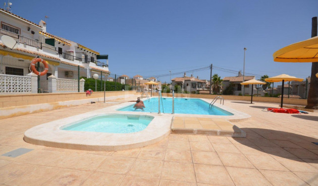 Odsprzedaż - Bungalow - Torrevieja - Torreblanca