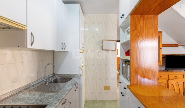 Resale - Apartment / flat - Torrevieja - La Mata