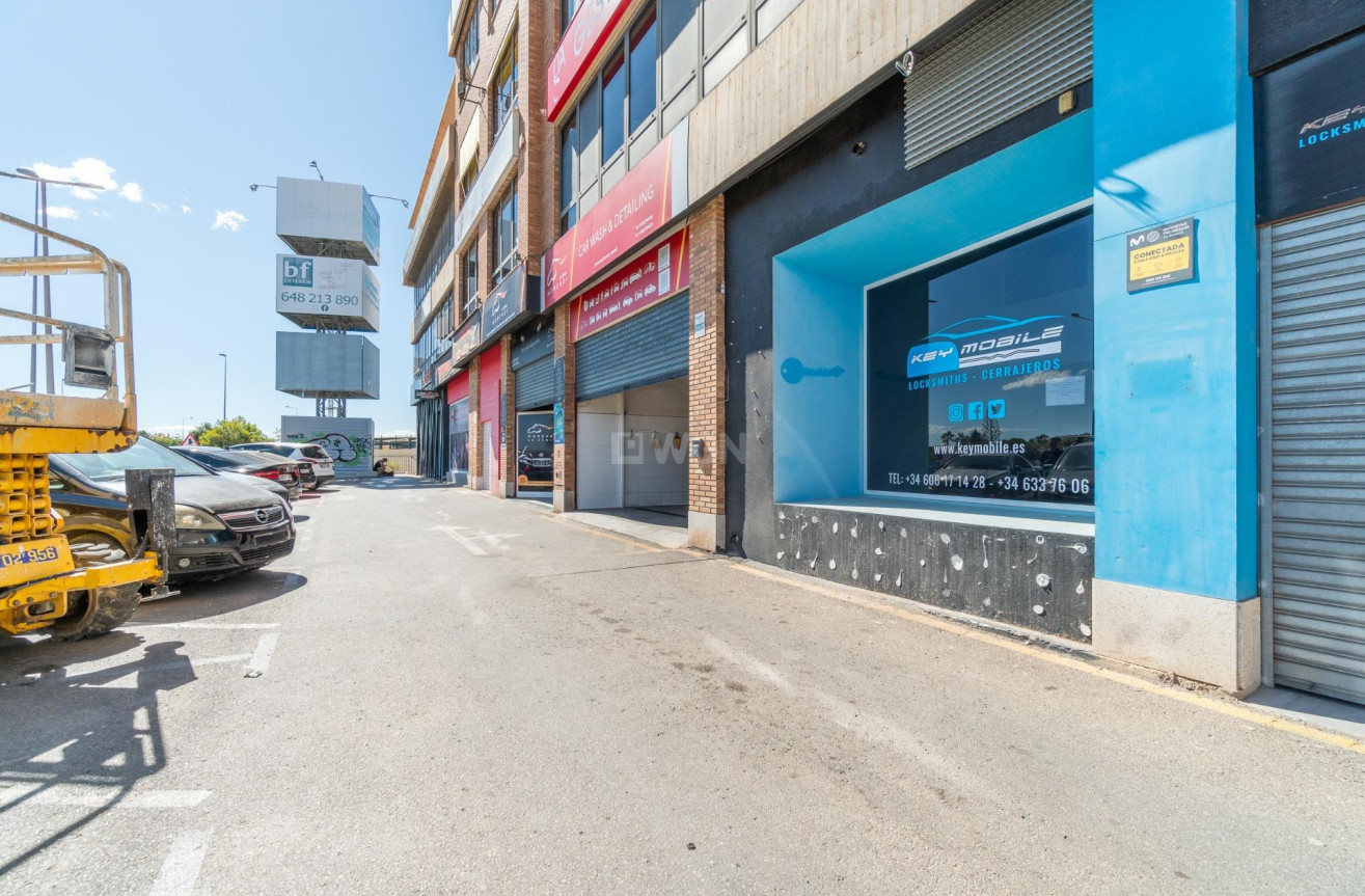 Reventa - Comercial - Orihuela Costa - Playa Flamenca