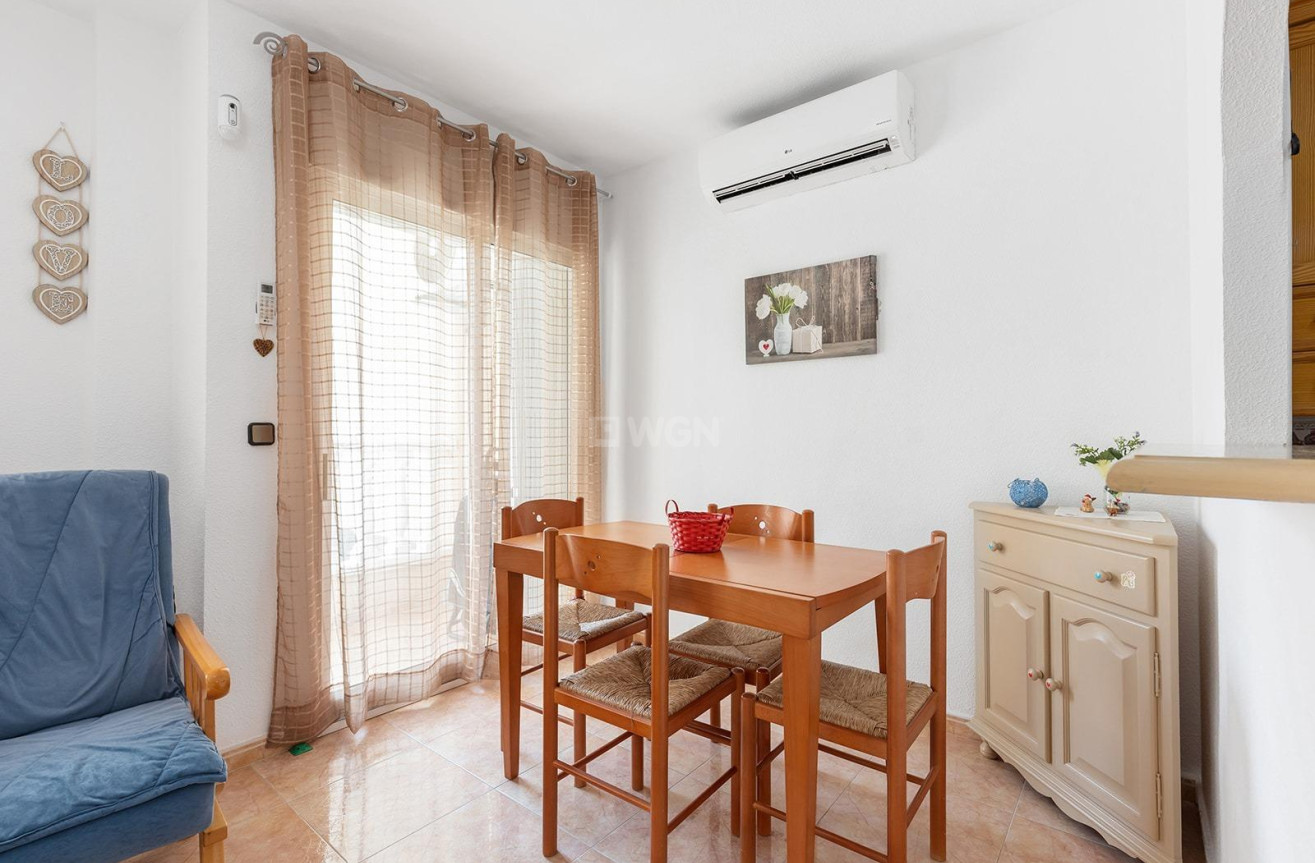 Reventa - Apartamento / piso - Torrevieja