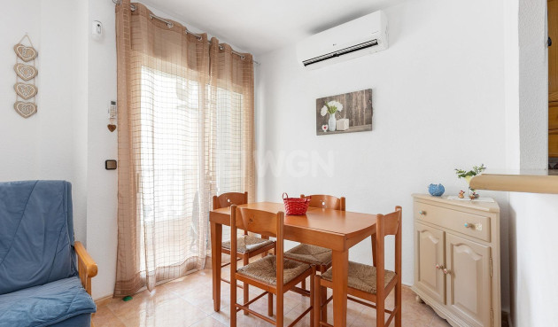 Reventa - Apartamento / piso - Torrevieja