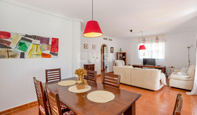 Resale - Villa - Orihuela Costa - La Zenia