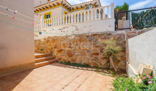 Resale - Villa - Orihuela Costa - La Zenia