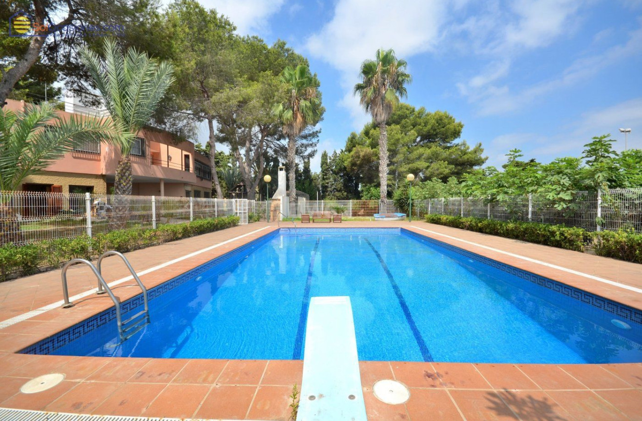 Reventa - Villa - Torrevieja - Los Balcones