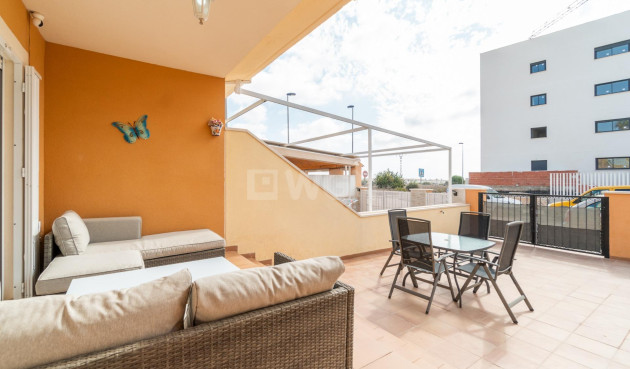 Resale - Bungalow - Orihuela Costa - Los Dolses