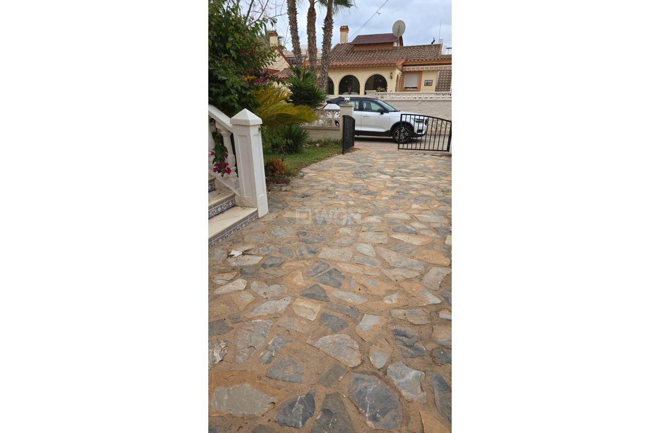 Reventa - Villa - Orihuela Costa - Punta Prima