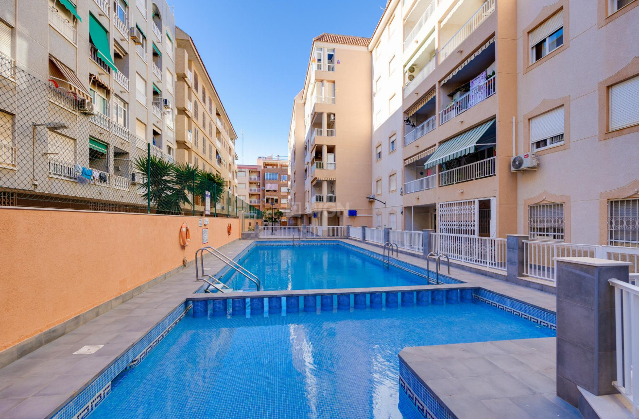 Resale - Apartment / flat - Torrevieja - Costa Blanca