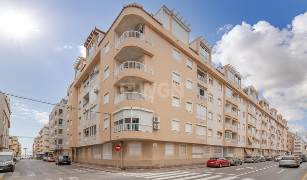 Resale - Apartment / flat - Torrevieja - Costa Blanca