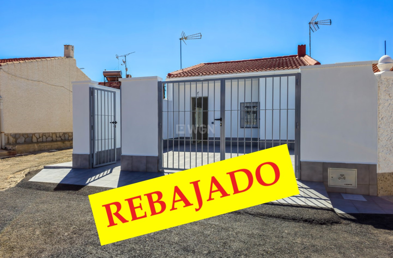 Resale - Bungalow - Torrevieja - Costa Blanca