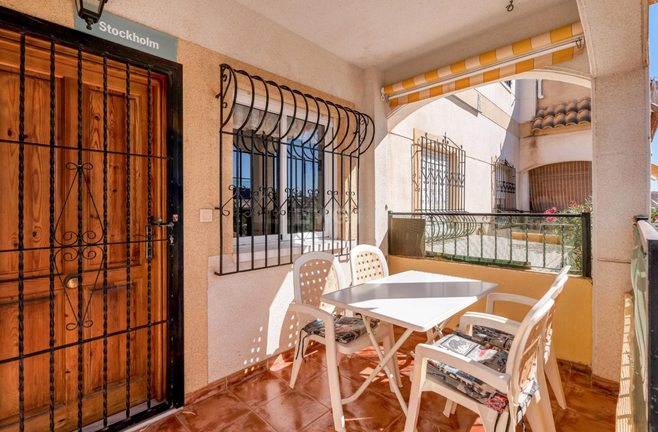 Resale - Bungalow - Torrevieja - aguas nuevas