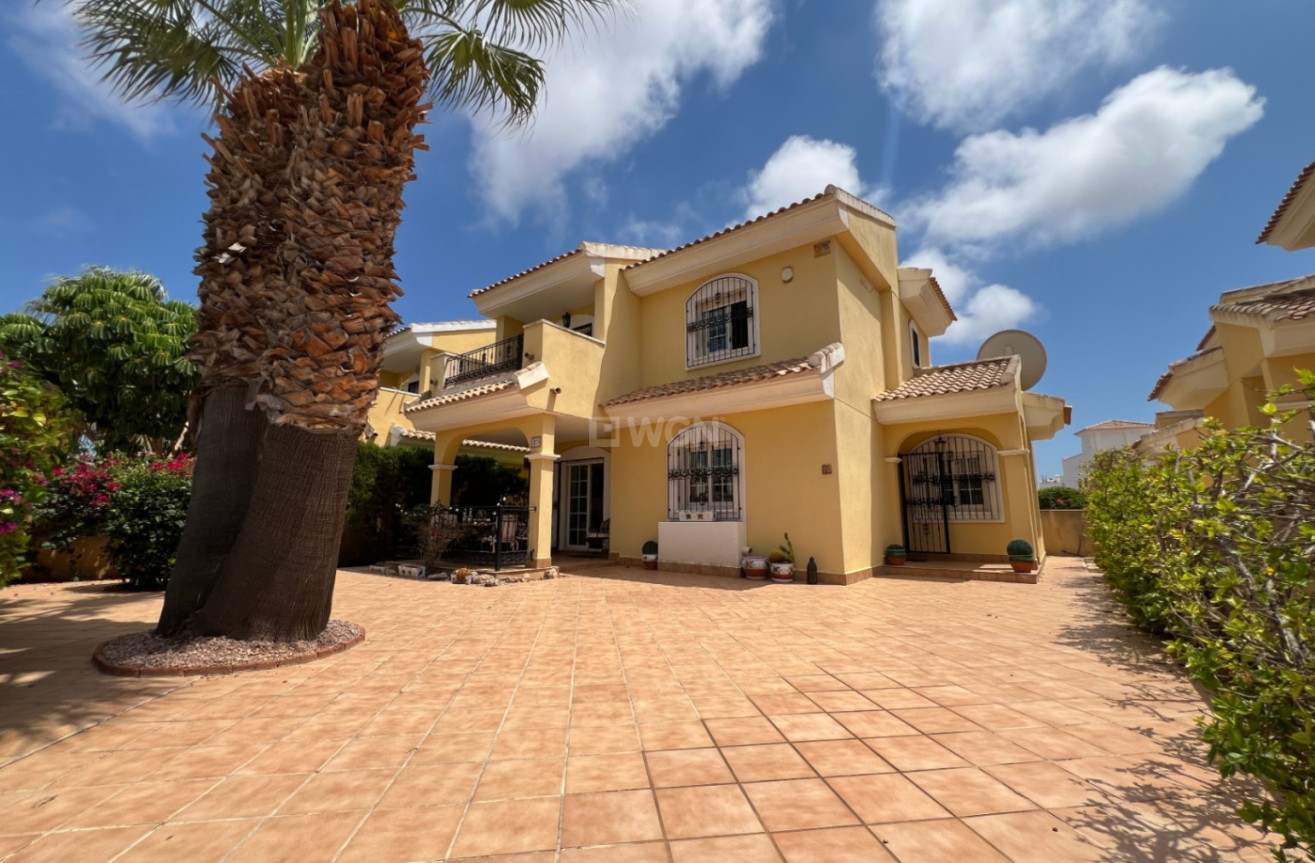 Resale - Villa - Orihuela - Inland