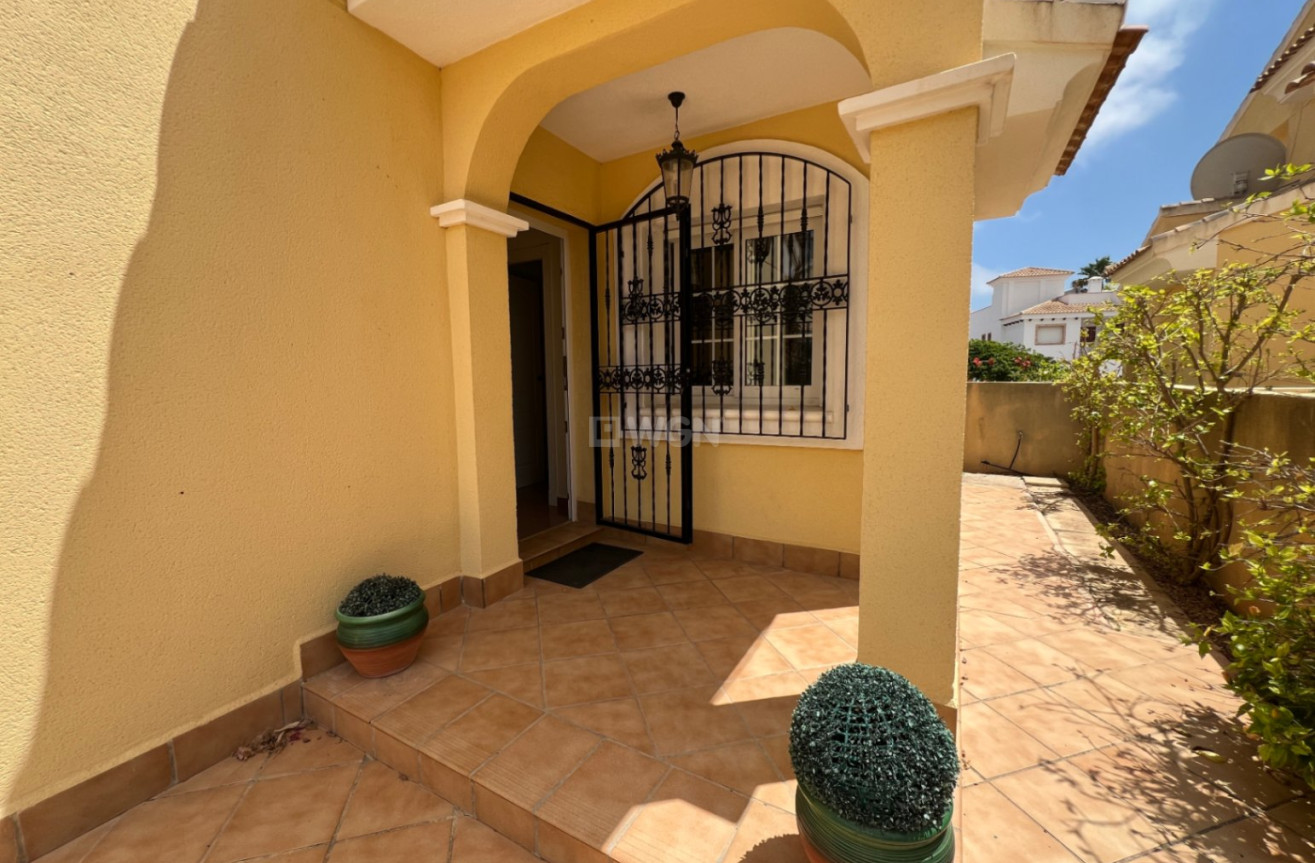 Resale - Villa - Orihuela - Inland