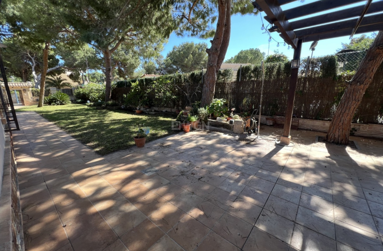 Resale - Villa - Orihuela Costa - Costa Blanca