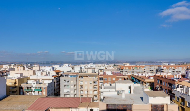 Resale - Apartment / flat - Torrevieja - Costa Blanca