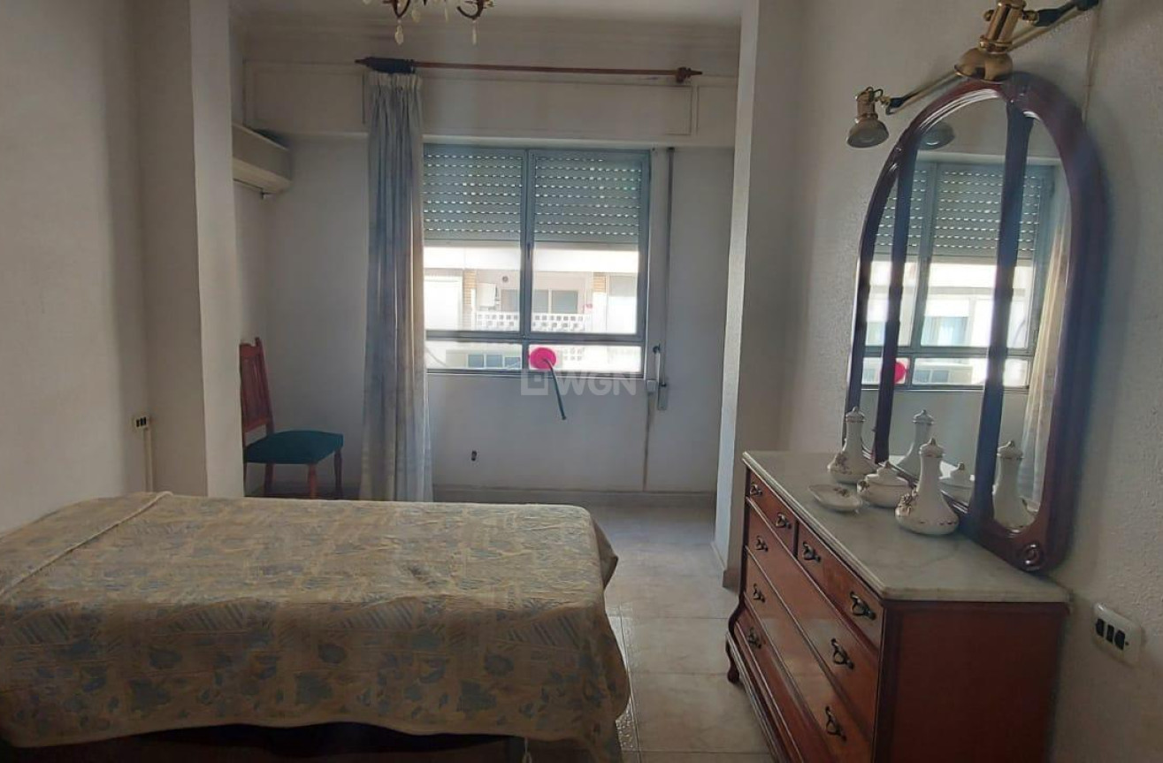 Resale - Apartment / flat - Orihuela - Zona Centro