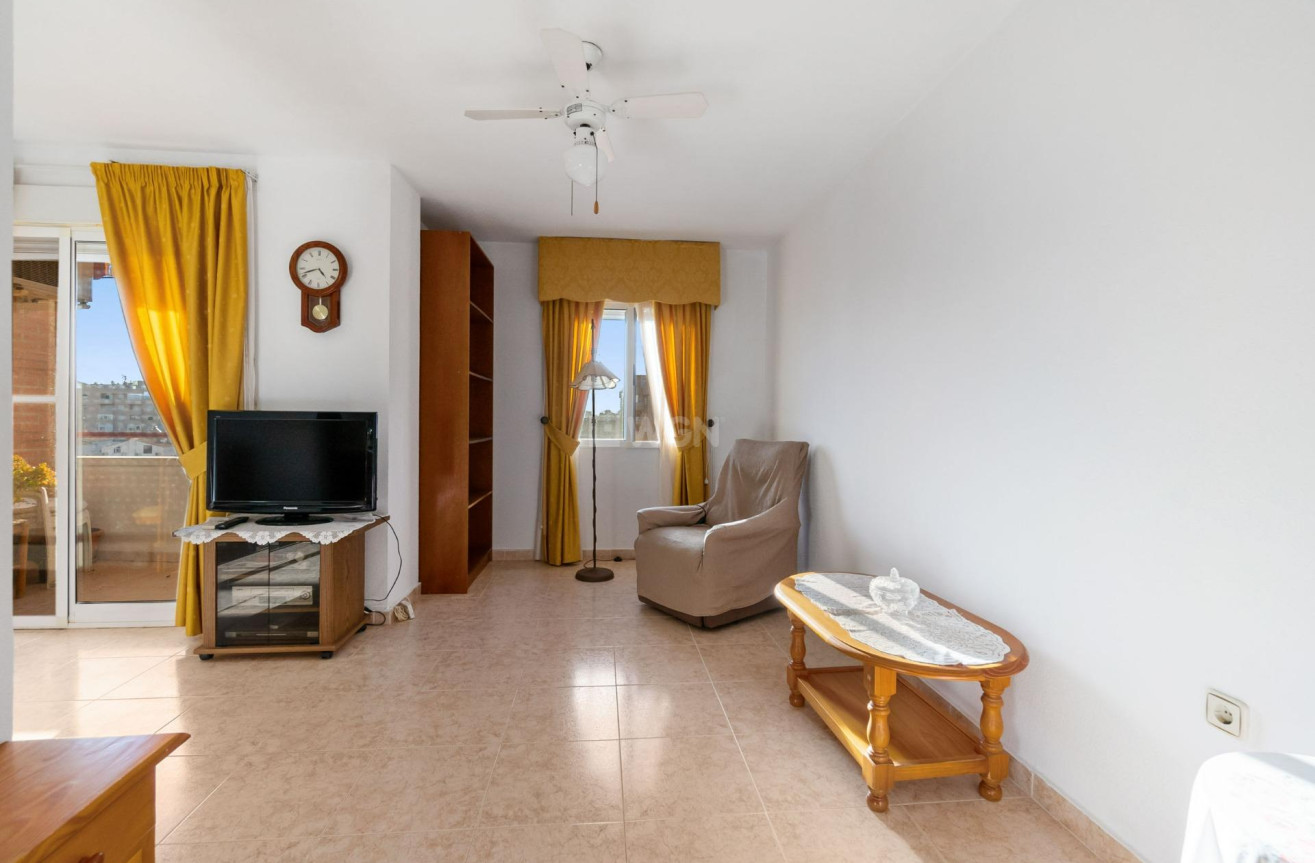 Resale - Apartment / flat - Torrevieja - Nueva Torrevieja