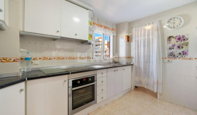 Resale - Apartment / flat - Torrevieja - Nueva Torrevieja