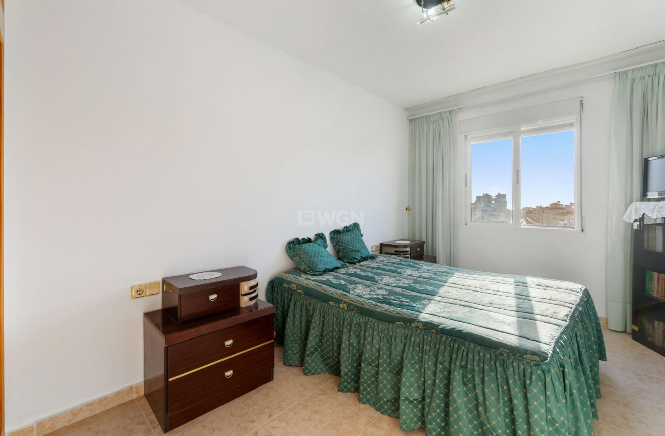 Resale - Apartment / flat - Torrevieja - Nueva Torrevieja