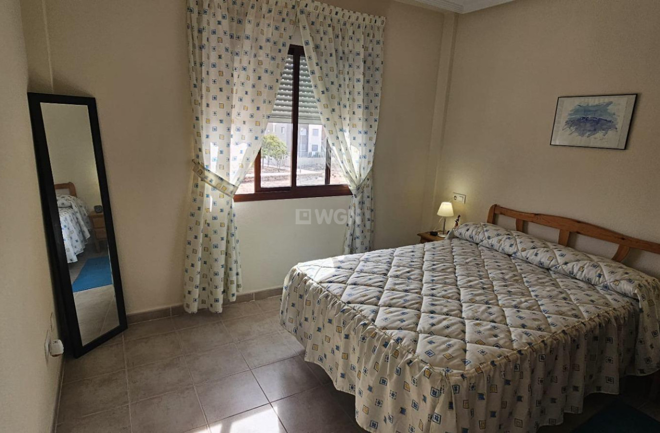 Reventa - Apartamento / piso - Torrevieja - aguas nuevas