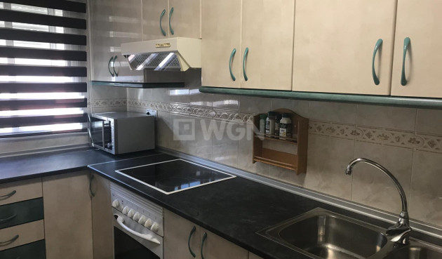 Resale - Apartment / flat - Torrevieja - Centro