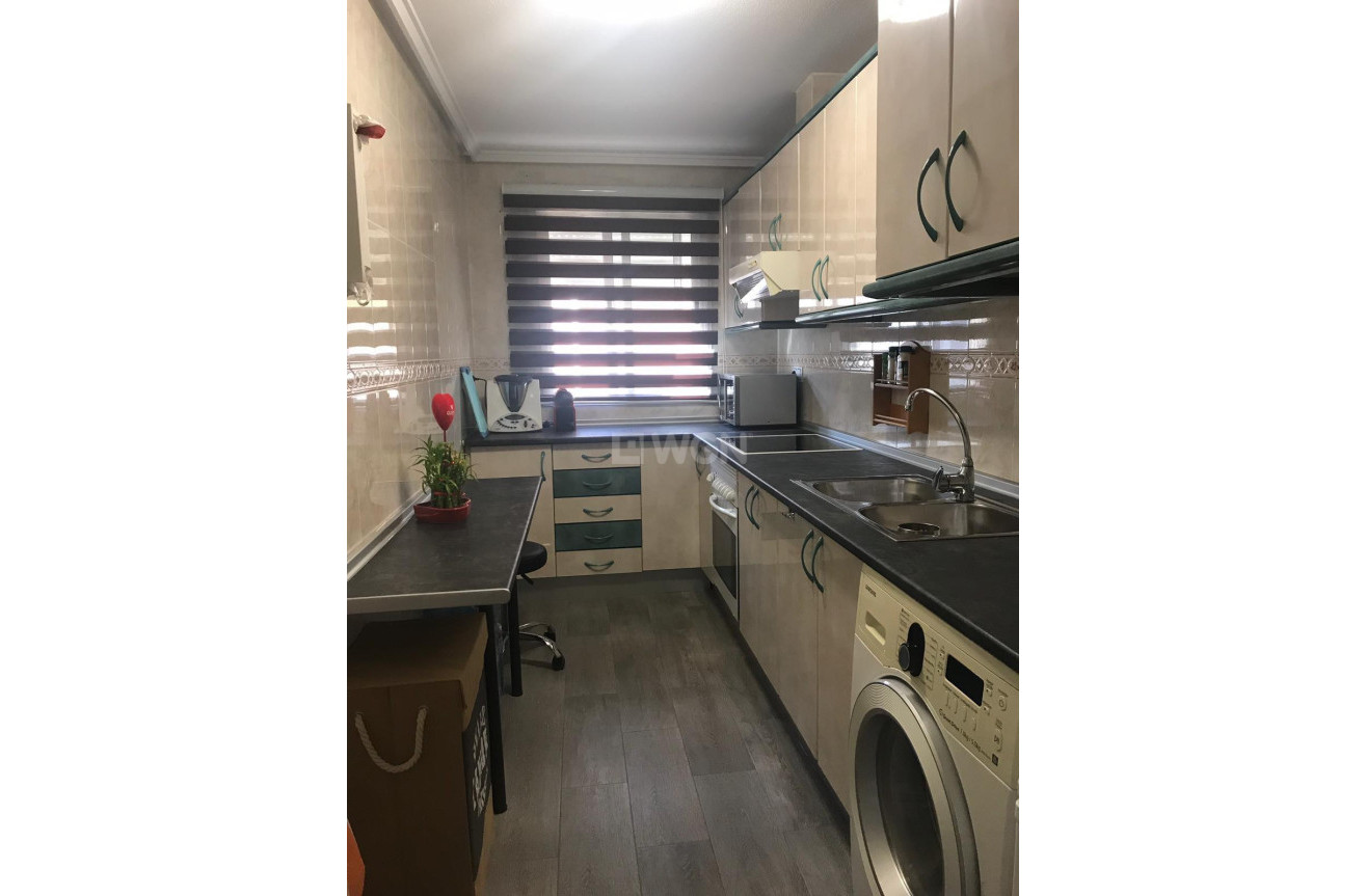 Reventa - Apartamento / piso - Torrevieja - Centro