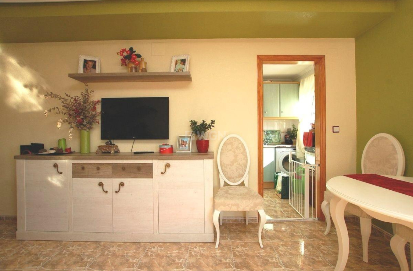 Resale - Apartment / flat - Torrevieja - Parque Las Naciones