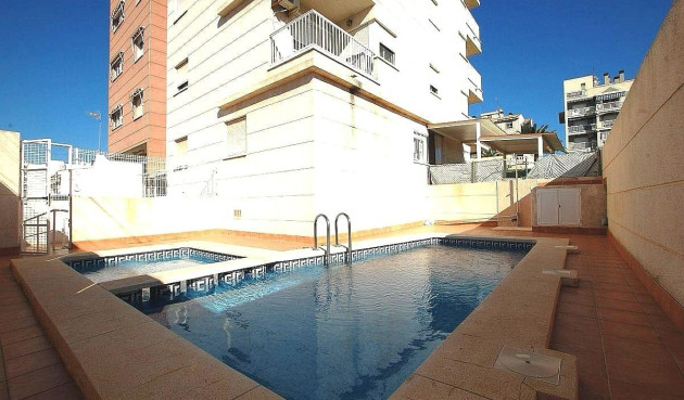 Reventa - Apartamento / piso - Torrevieja - Parque Las Naciones