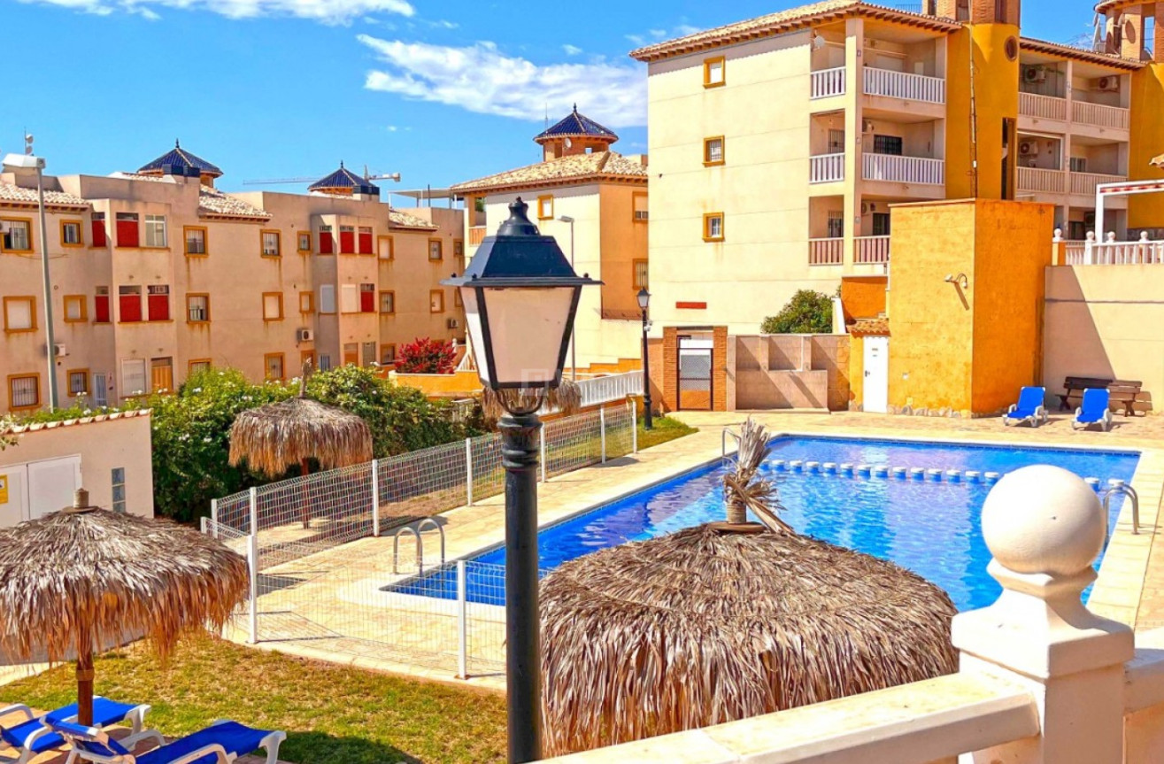 Resale - Apartment / flat - Orihuela Costa - Costa Blanca