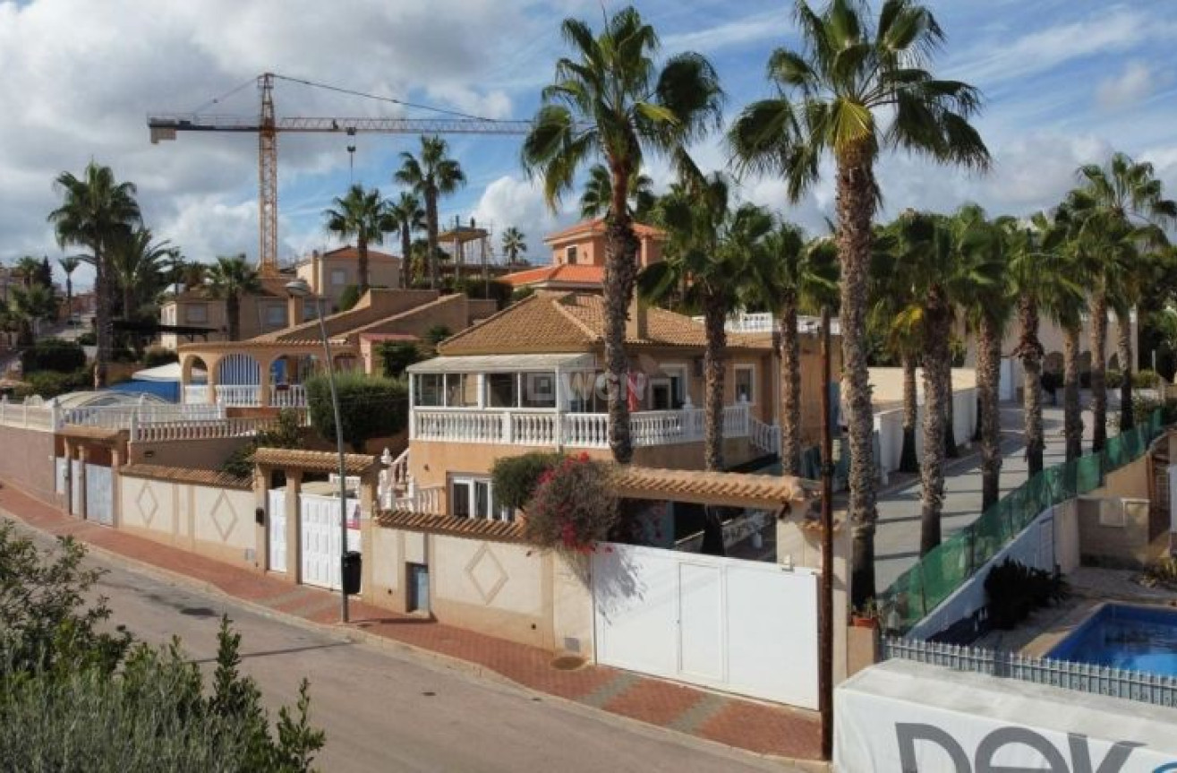 Reventa - Villa - Torrevieja - Costa Blanca