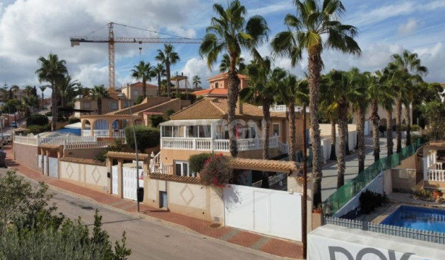 Reventa - Villa - Torrevieja - Costa Blanca