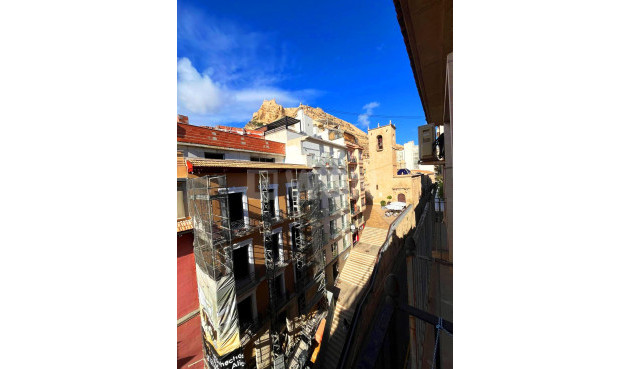 Resale - Apartment / flat - Alicante - Plaza De Toros - Mercado Central