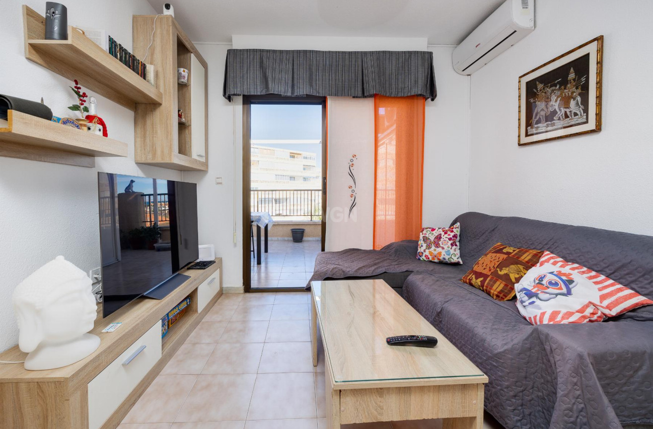 Resale - Apartment / flat - Torrevieja - Costa Blanca