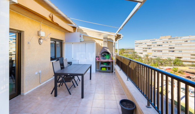 Resale - Apartment / flat - Torrevieja - Costa Blanca