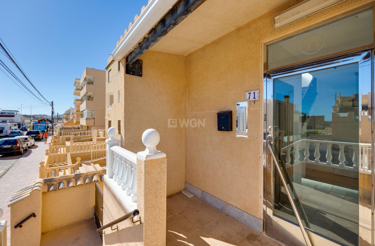 Resale - Apartment / flat - Torrevieja - Costa Blanca