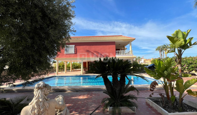 Resale - Villa - Torrevieja - Torreta Florida