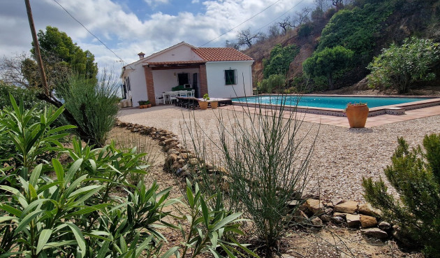 Resale - Villa - Riogordo - Inland