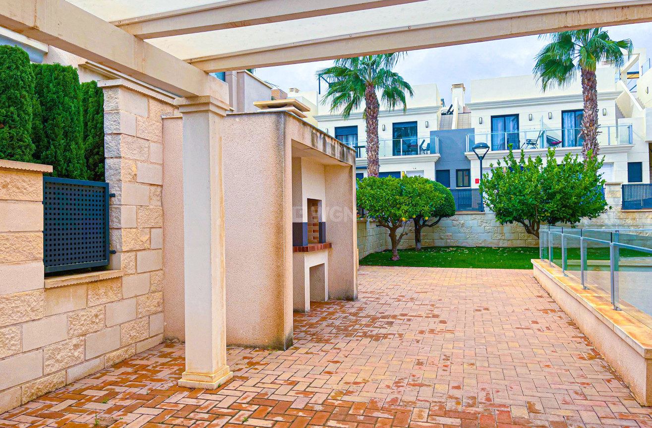 Resale - Villa - Orihuela Costa - Costa Blanca