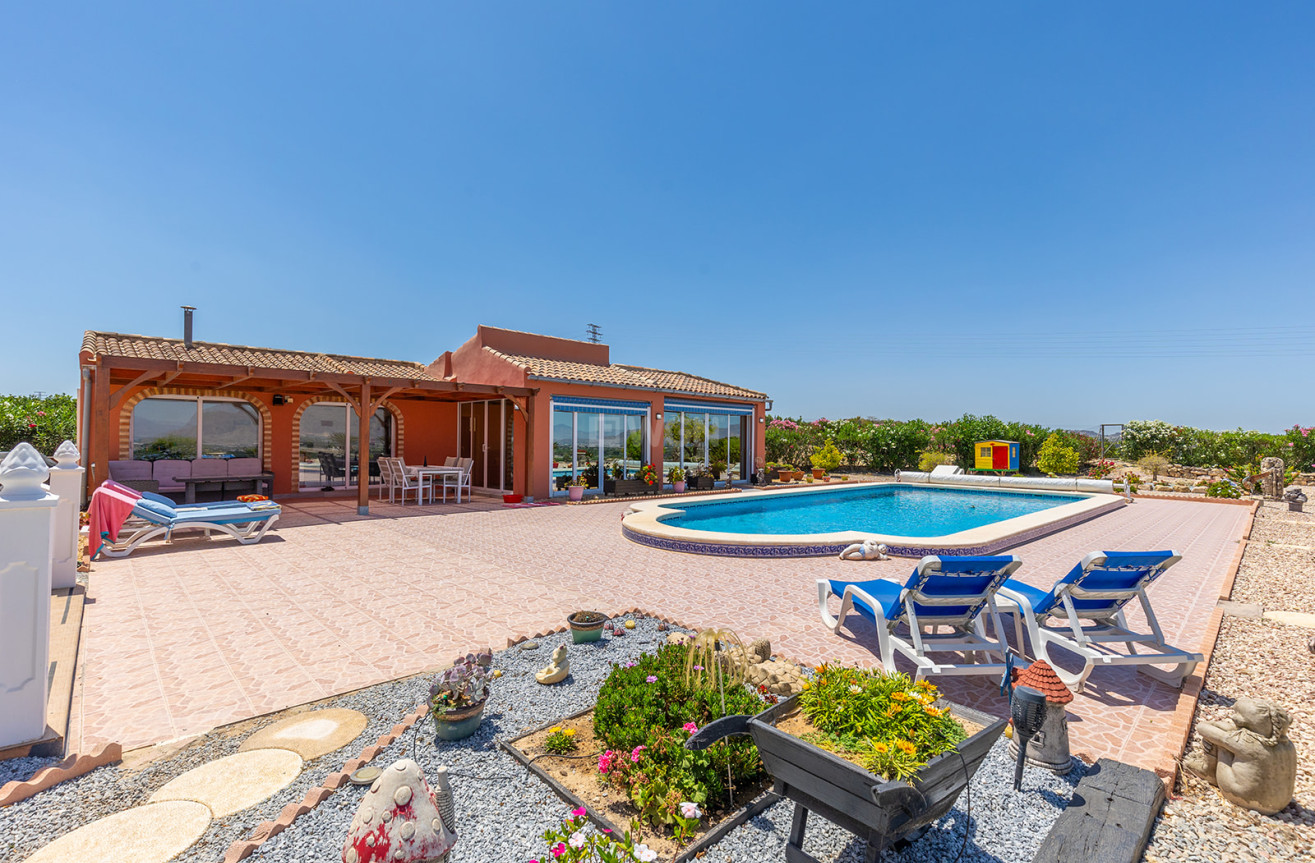 Resale - Villa - Jacarilla - Inland