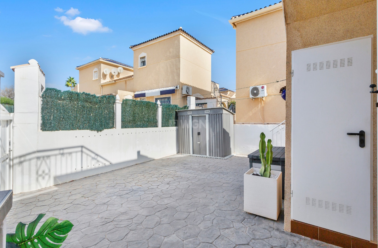 Reventa - Villa - Torrevieja - Costa Blanca