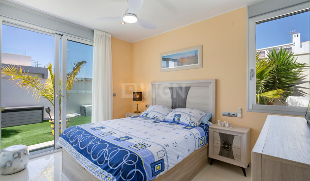 Odsprzedaż - Villa - Torrevieja - Costa Blanca