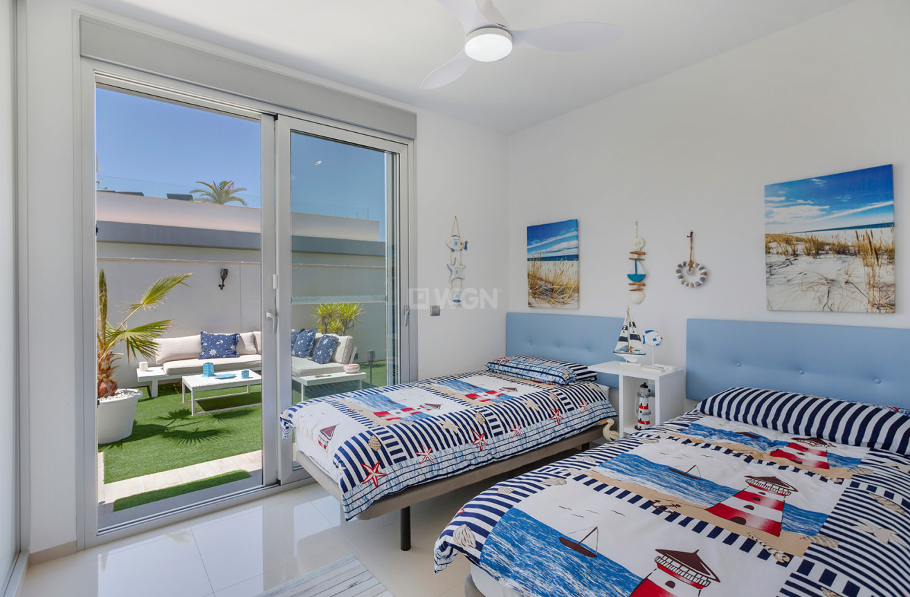 Odsprzedaż - Villa - Torrevieja - Costa Blanca