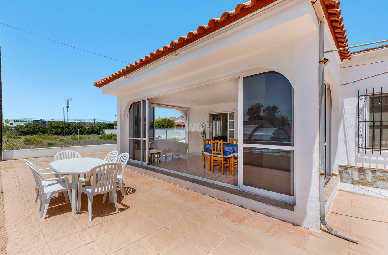 Resale - Villa - San Fulgencio - Costa Blanca