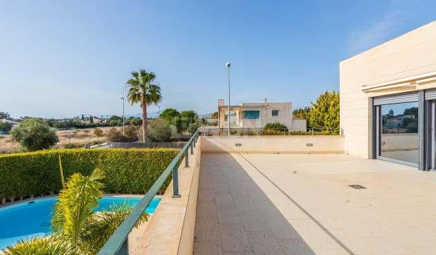 Resale - Villa - San Juan de Alicante - Costa Blanca